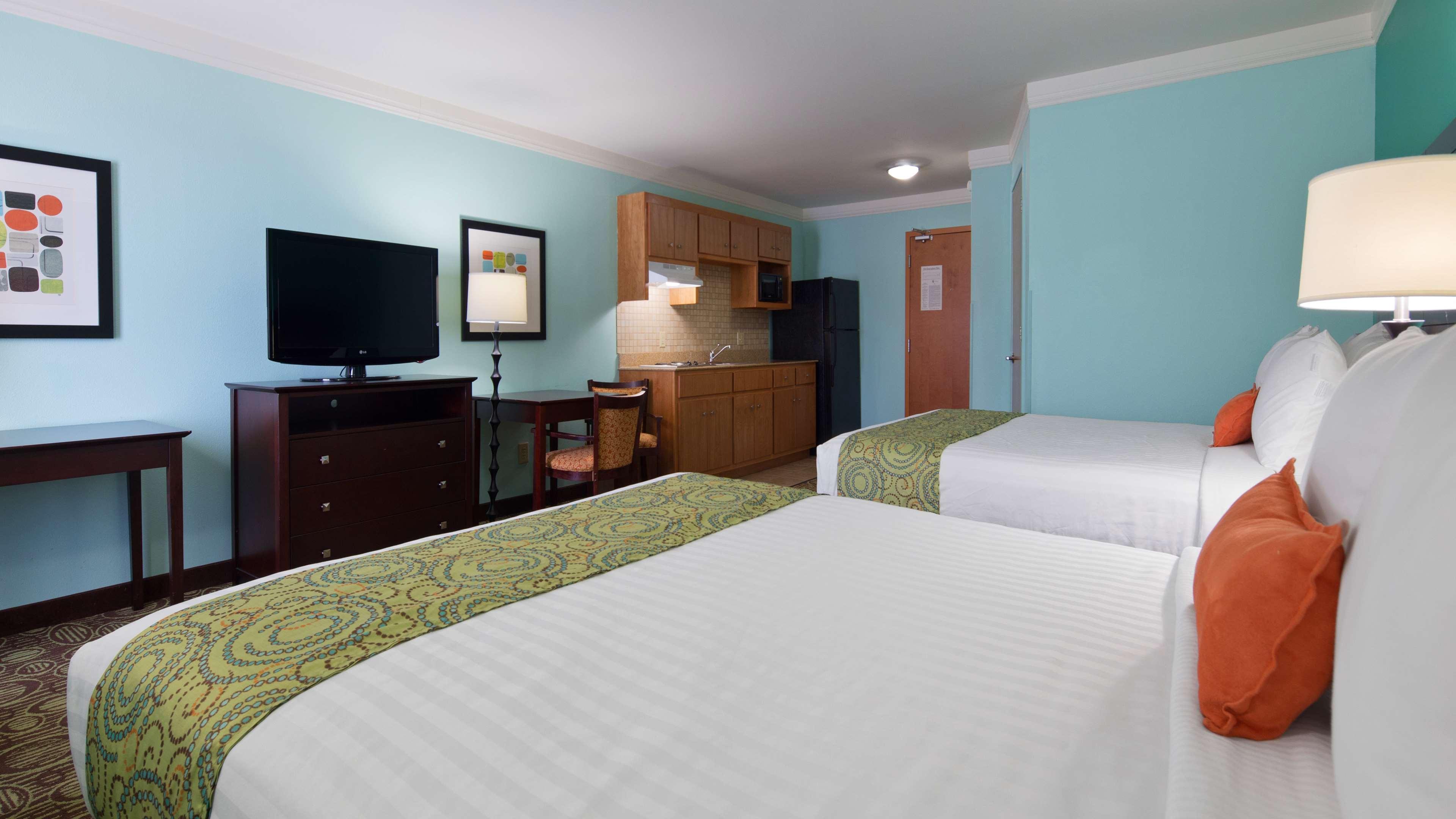 Best Western Plus Glen Allen Inn Exterior photo